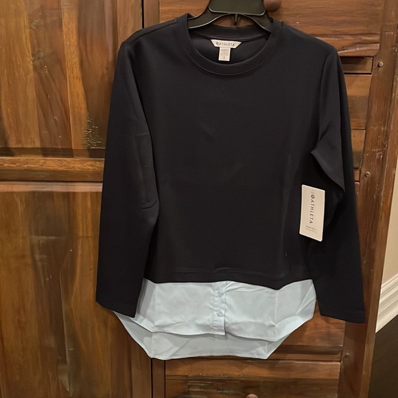 Athleta Gallery Top 2.0 - Picture 4 of 9